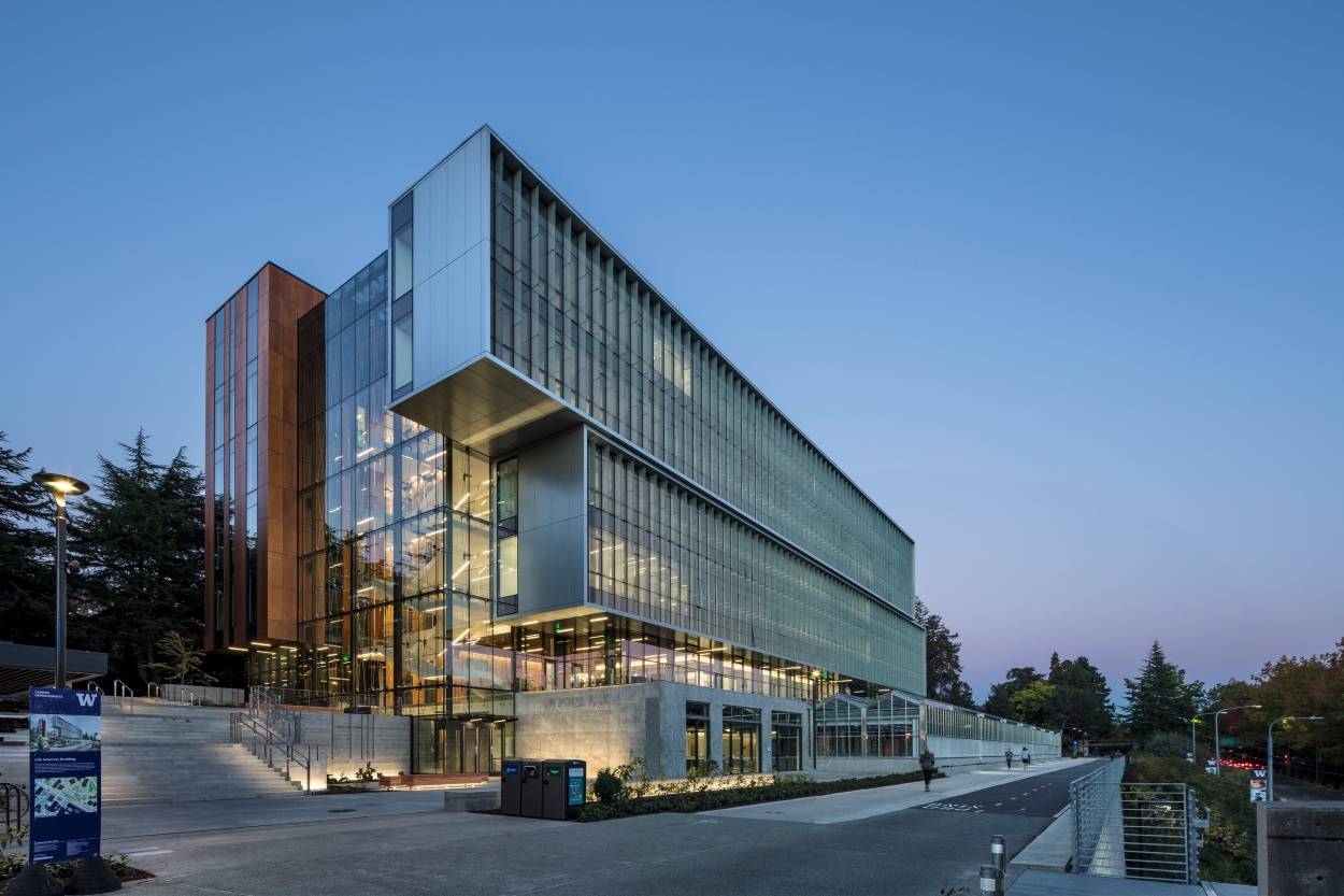 The University of Washington's Life Sciences Building