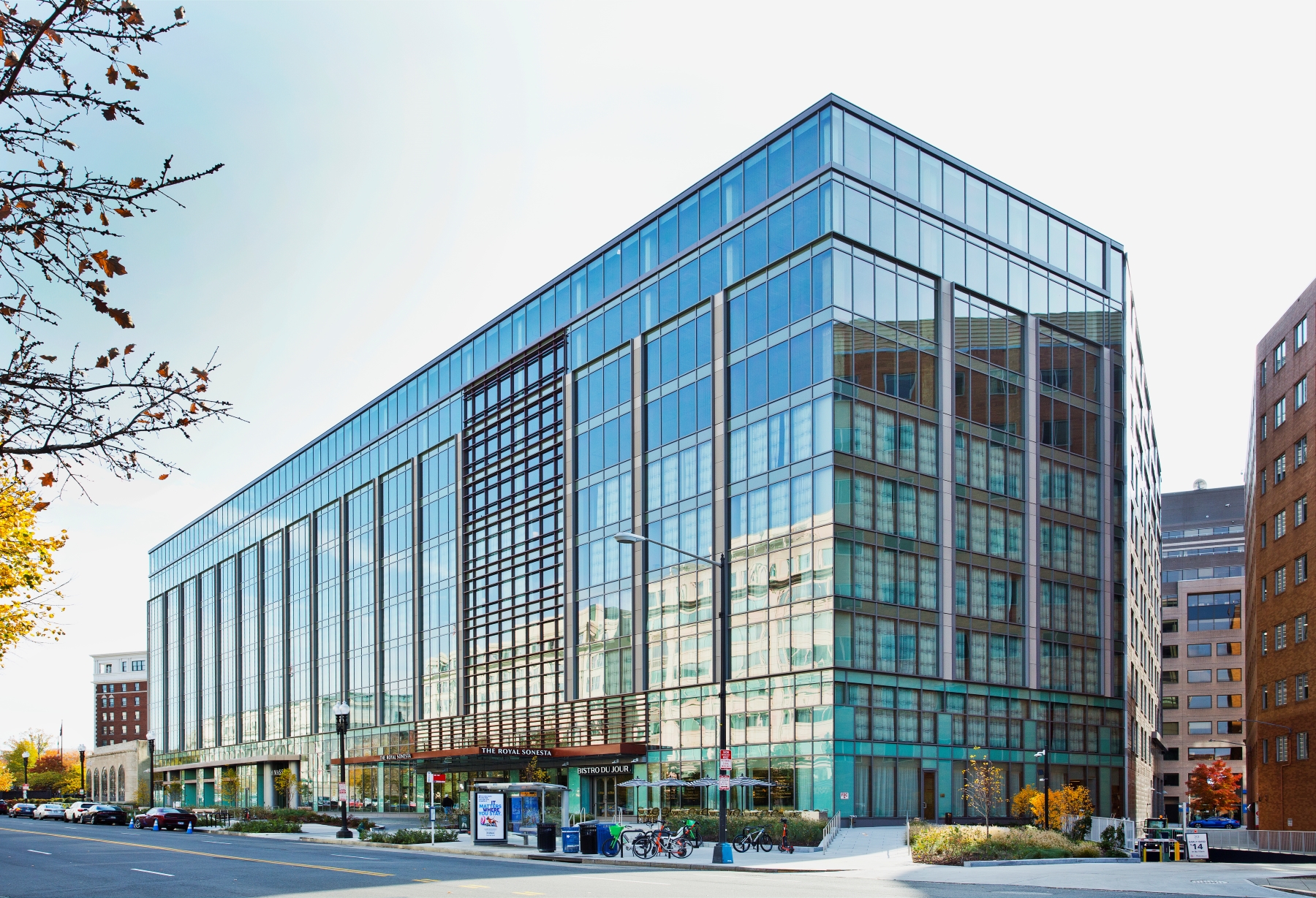 Solarban® 72 Acuity® Glass by Vitro Architectural Glass Highlights